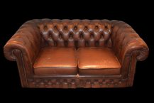 Les différents types de fauteuils club : comment choisir celui qui convient le mieux à votre style de vie et votre décoration intérieure ?